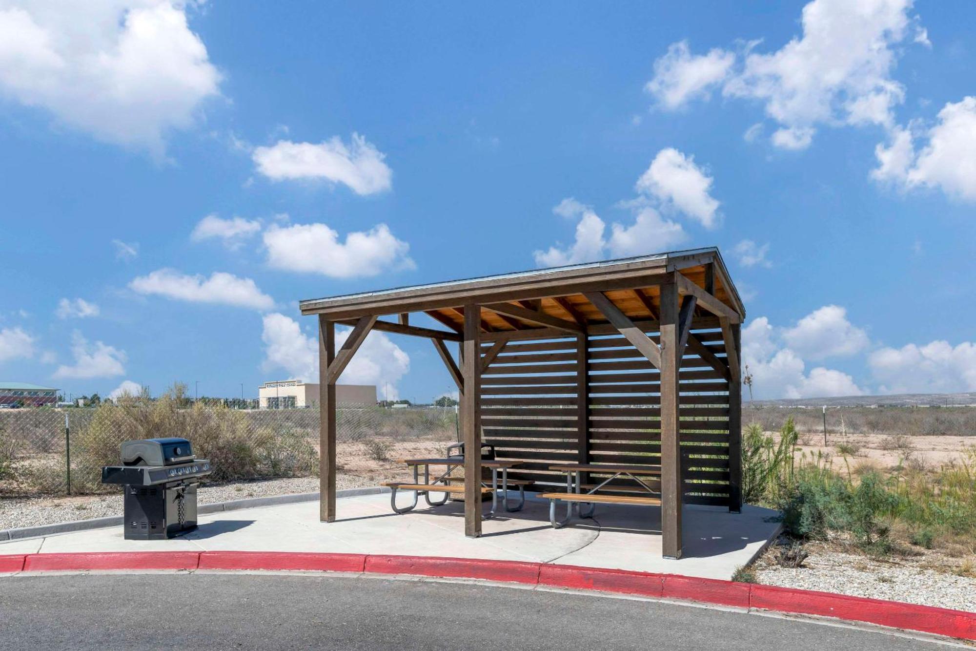 Sleep Inn & Suites Carlsbad Caverns Area Экстерьер фото